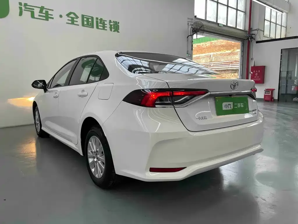 Toyota Corolla 2021 из CN, фото 7