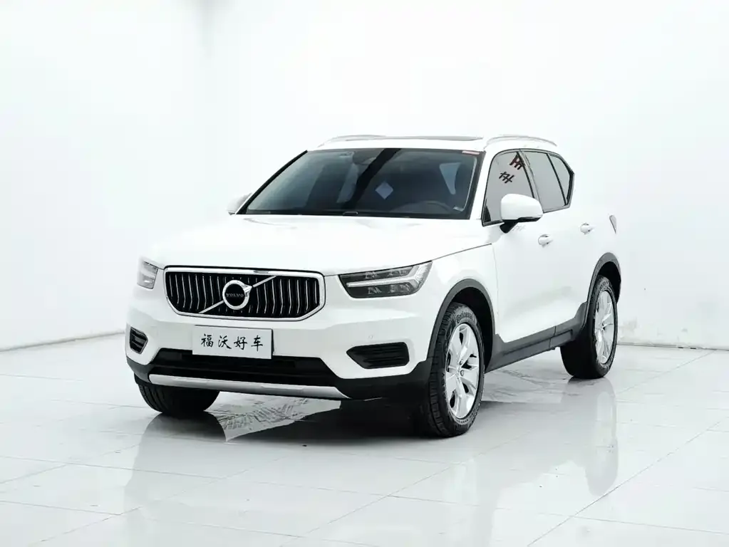 Volvo XC40 2022 из CN, фото 1
