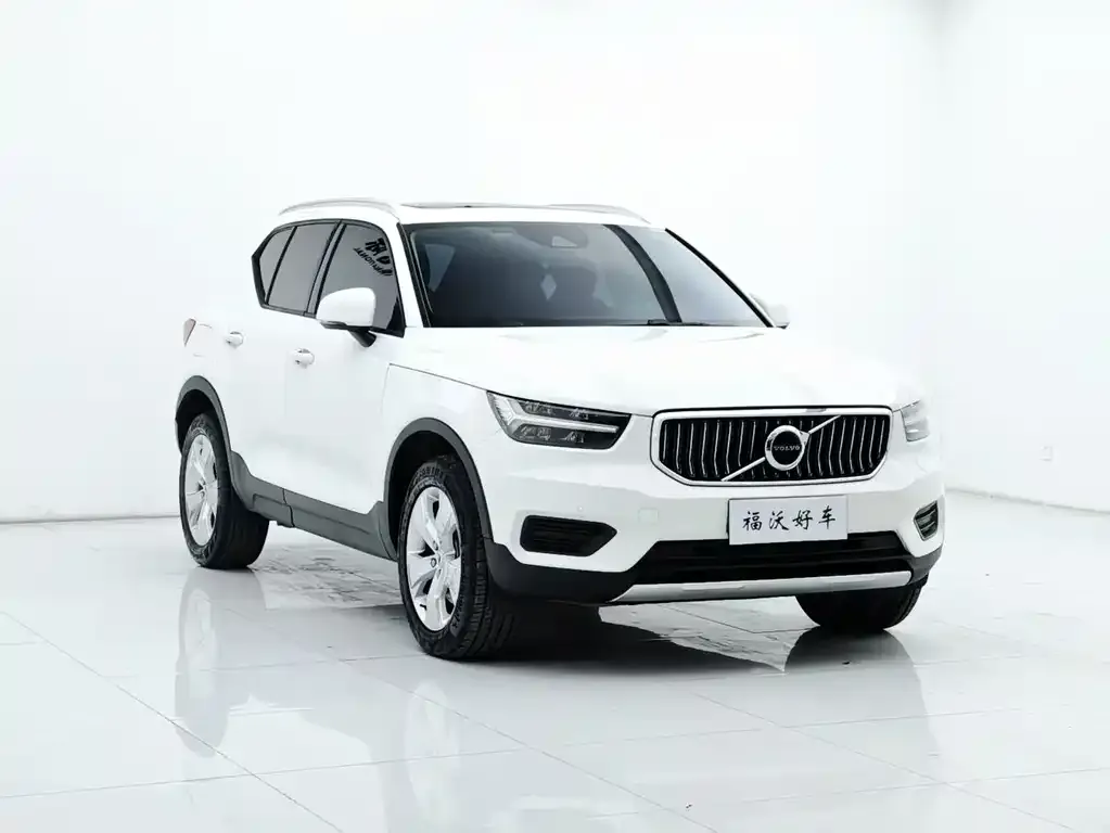 Volvo XC40 2022 из CN, фото 2