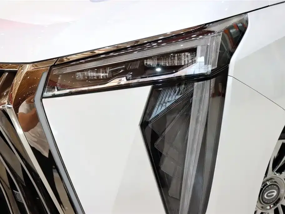 GAC Motor Trumpchi M8 — фото 7