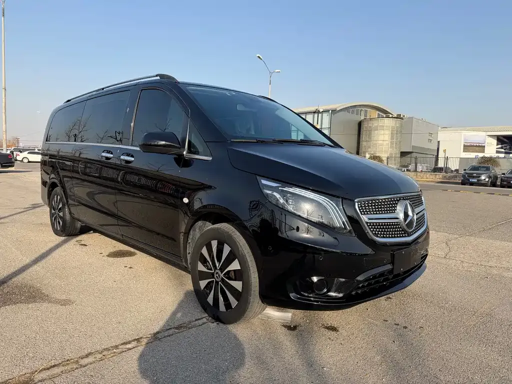 Mercedes-Benz Vito 2023 из CN, фото 4
