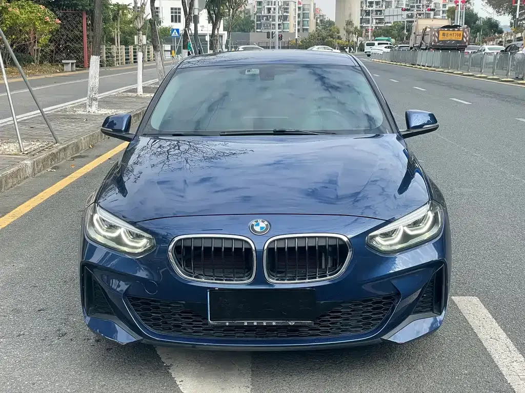 BMW 1 Series 2021 из CN, фото 7
