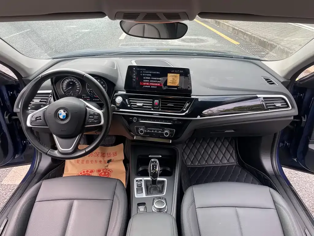 BMW 1 Series 2021 из CN, фото 4