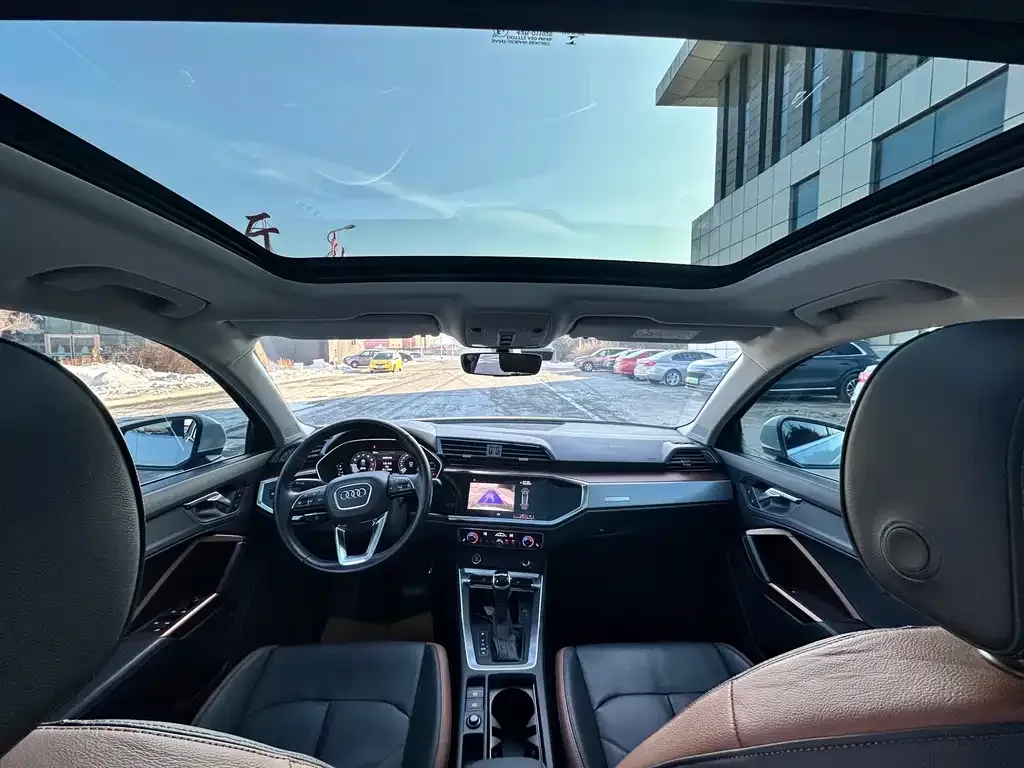 Audi Q3 2021 из CN, фото 2