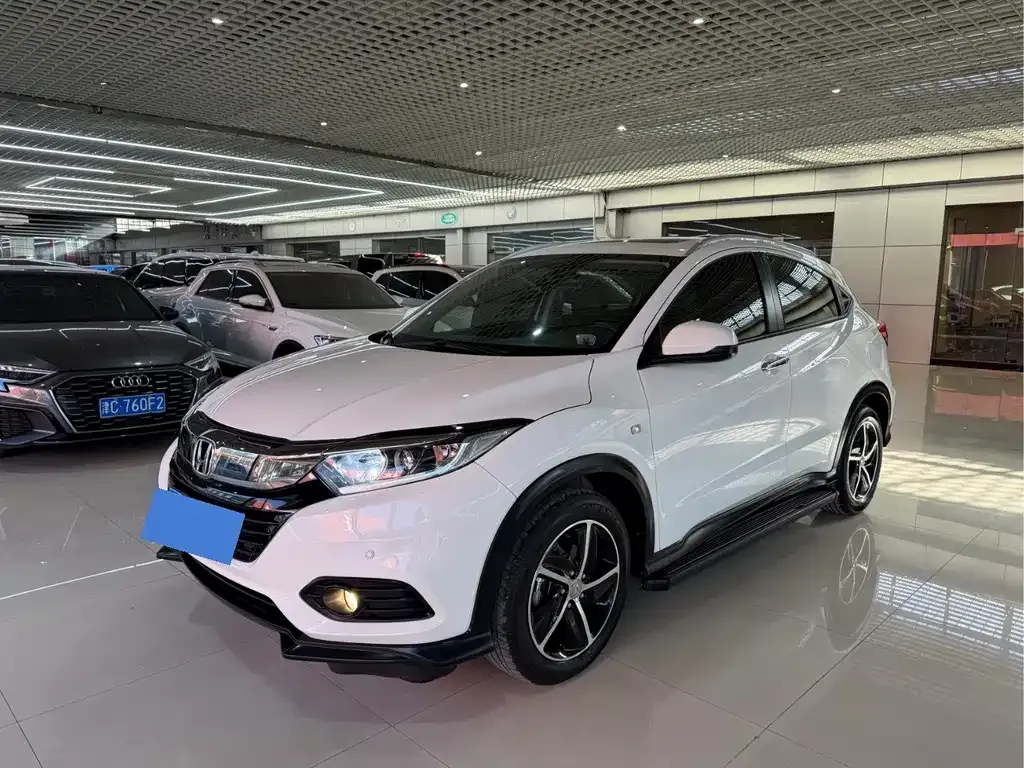 Honda Vezel 2021 из CN, фото 1
