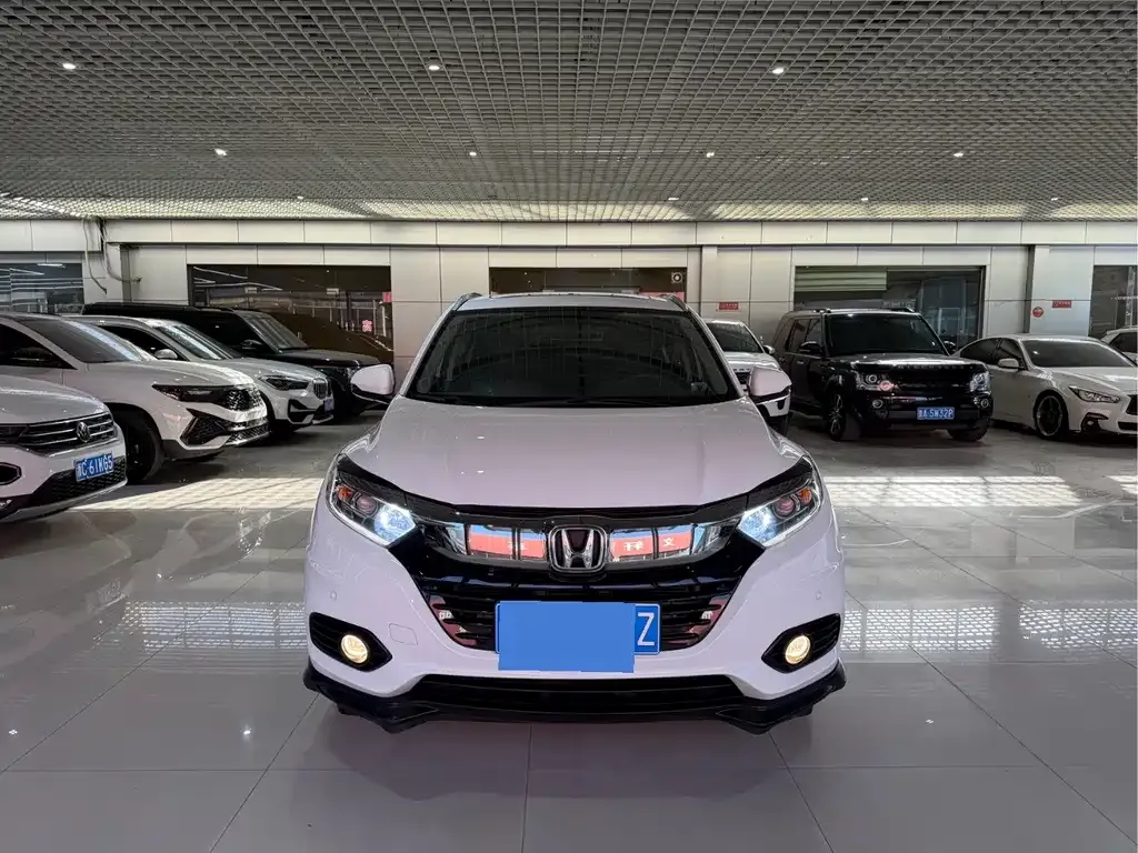 Honda Vezel 2021 из CN, фото 8