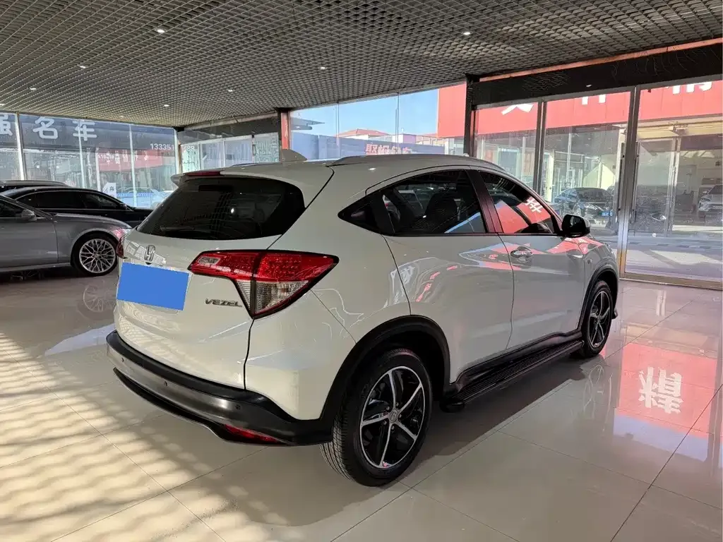 Honda Vezel 2021 из CN, фото 4