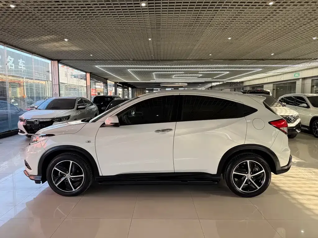Honda Vezel 2021 из CN, фото 5