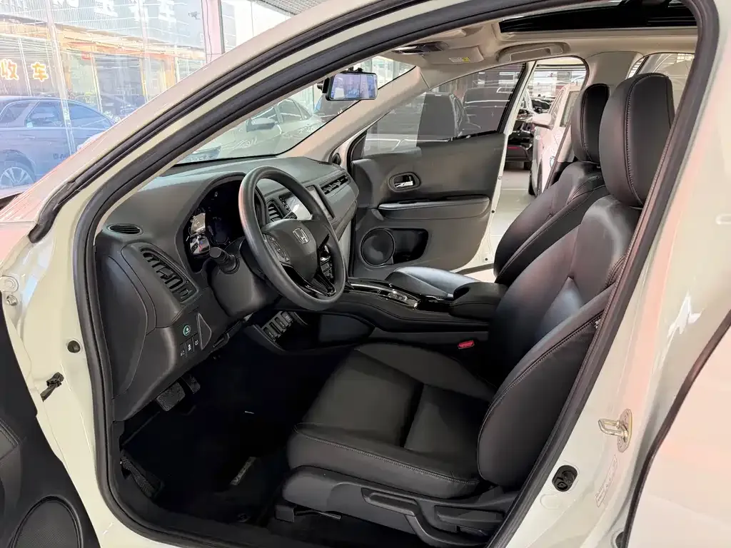 Honda Vezel 2021 из CN, фото 2