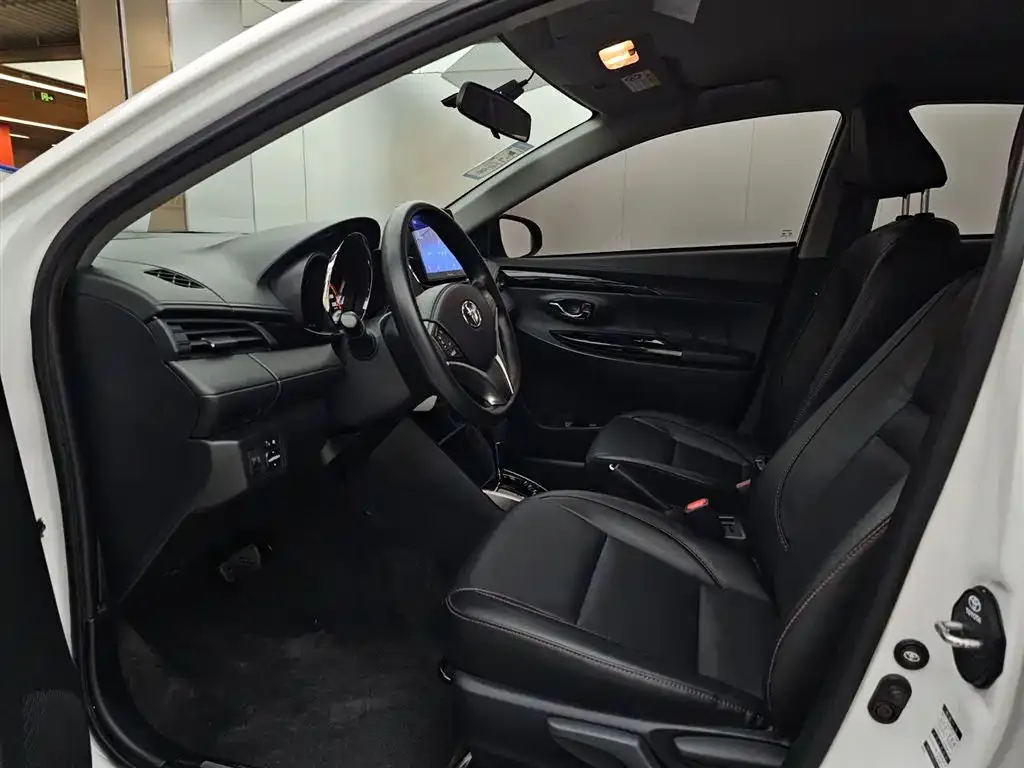 Toyota Yaris L 2023 из CN, фото 2
