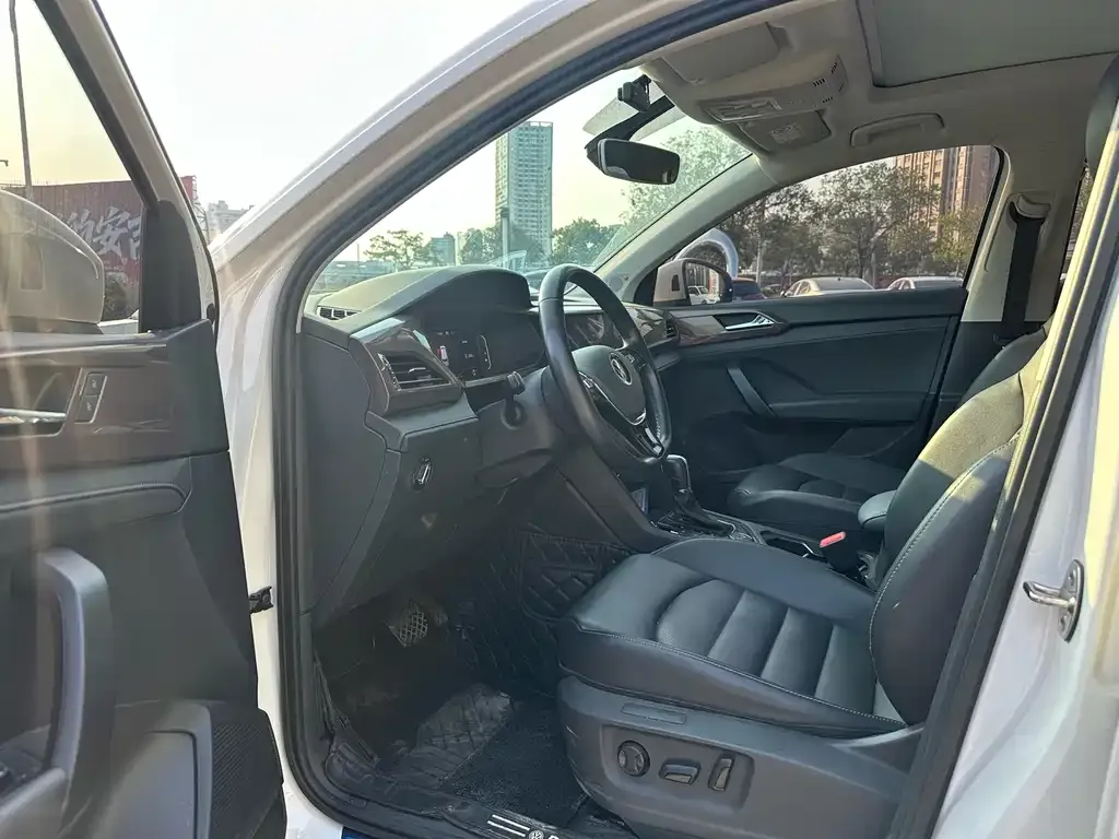 Volkswagen Tharu 2021 из CN, фото 5