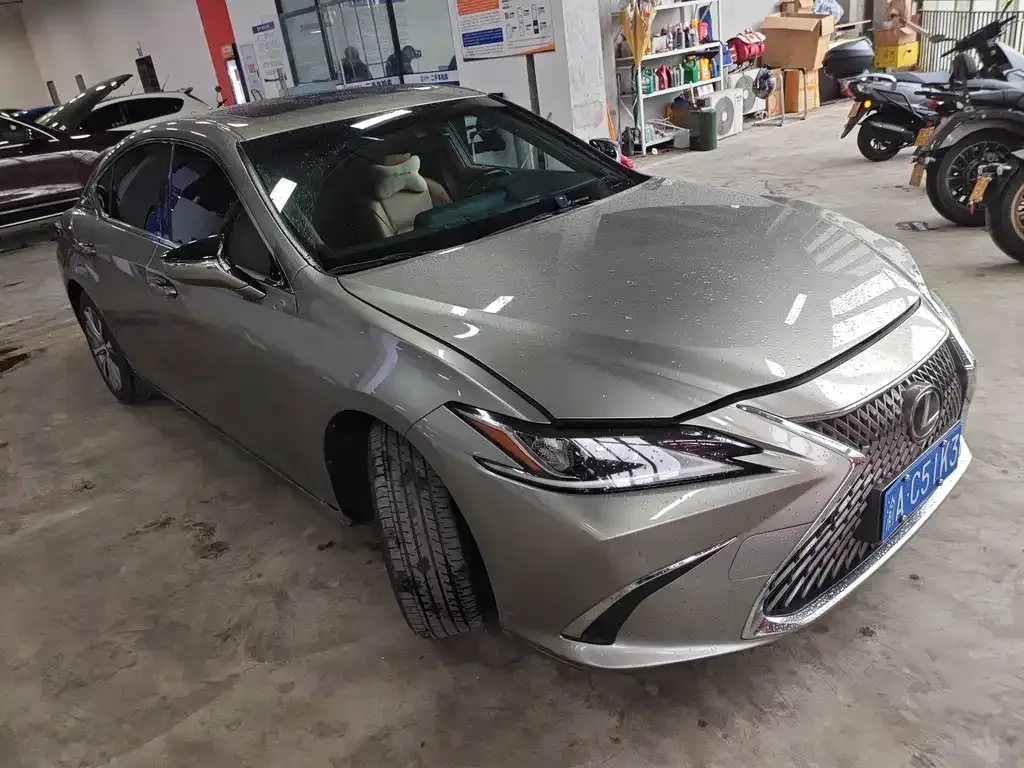 Lexus ES 2021 из CN, фото 6