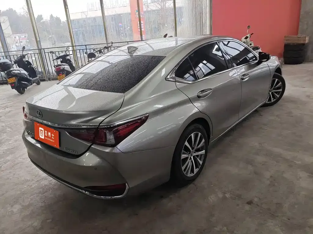 Lexus ES 2021 из CN, фото 7
