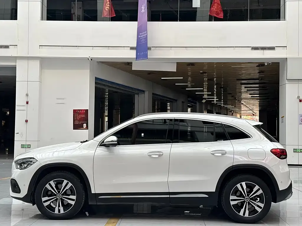 Mercedes-Benz GLA 2022 из CN, фото 10