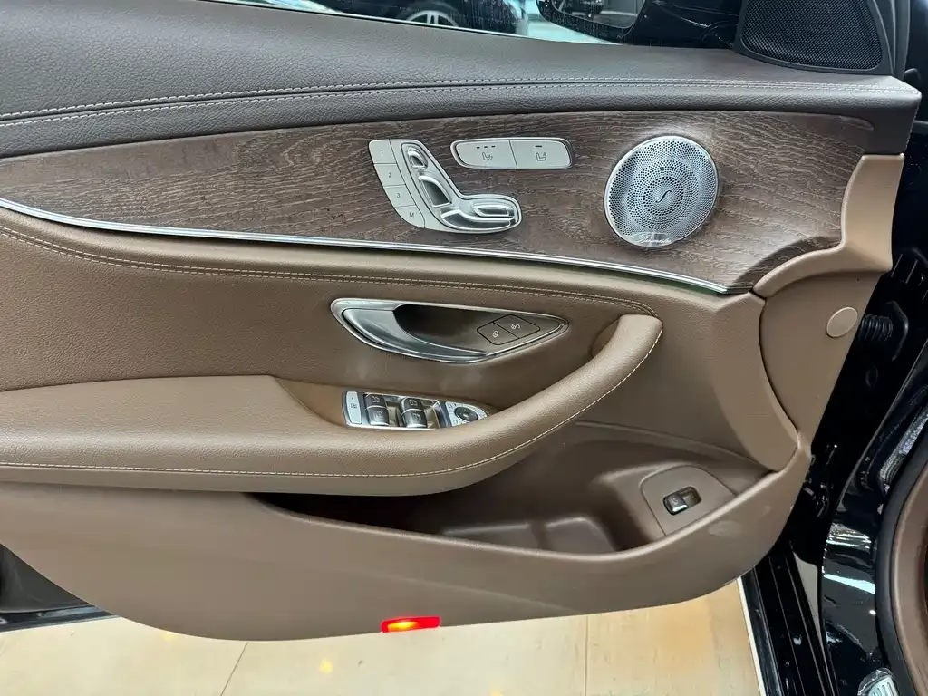 Mercedes-Benz E-Class 2021 из CN, фото 6