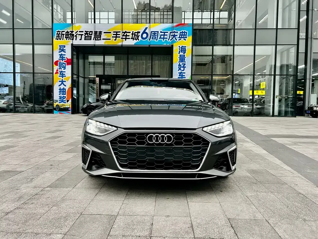 Audi A4L 2021 из CN, фото 7