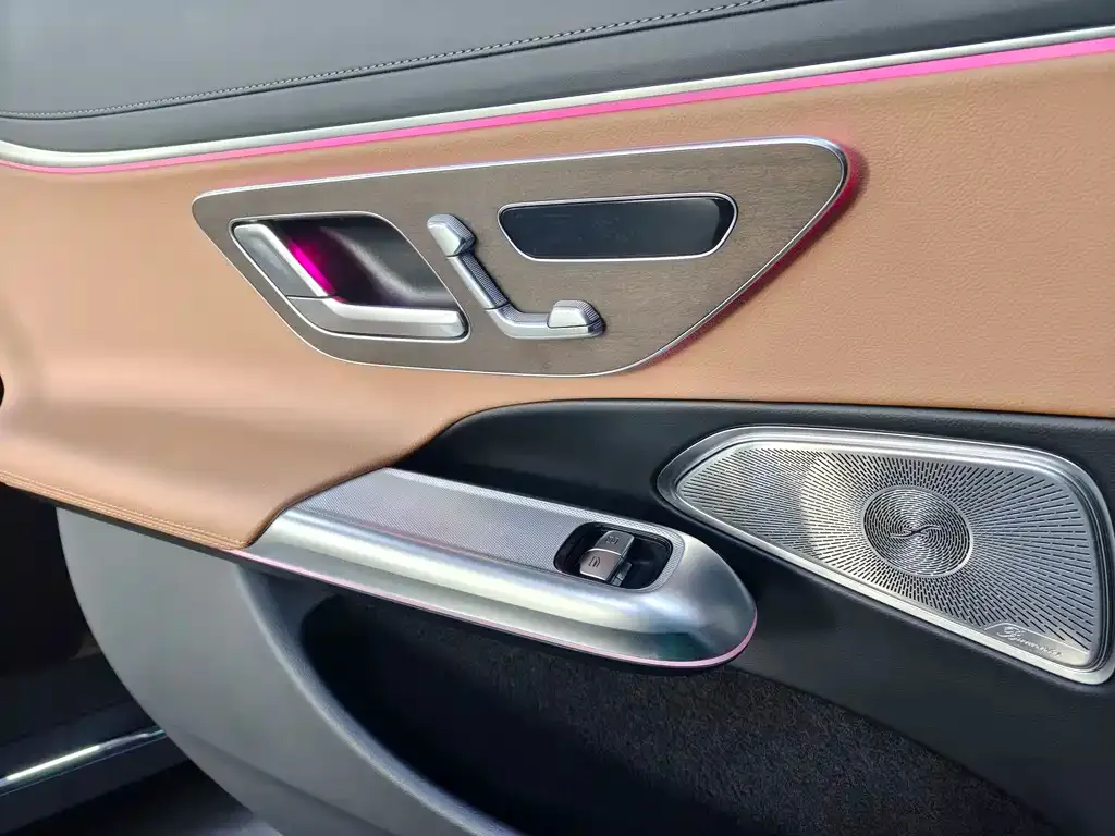 Mercedes-Benz E-Class 2025 из CN, фото 10