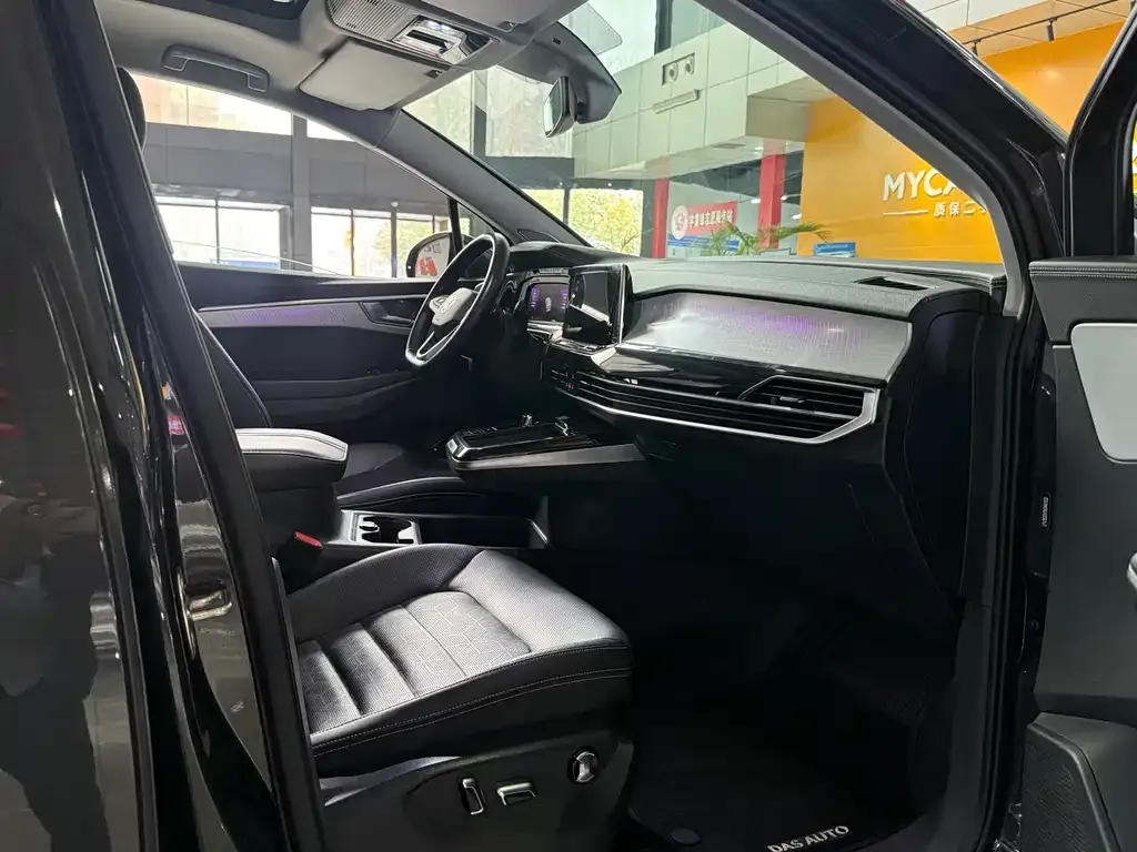 Volkswagen Talagon 2022 из CN, фото 8