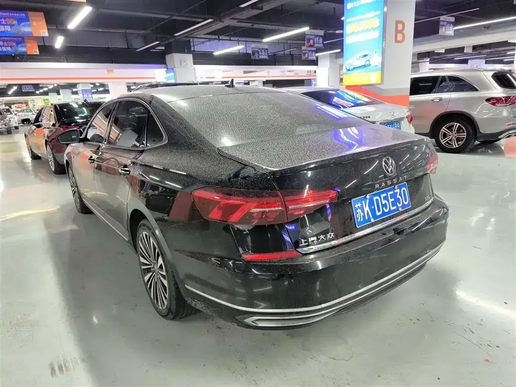 Volkswagen Passat — фото 3