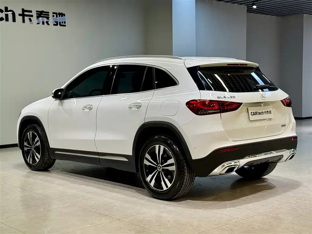 Mercedes-Benz GLA 2023 из CN, фото 2