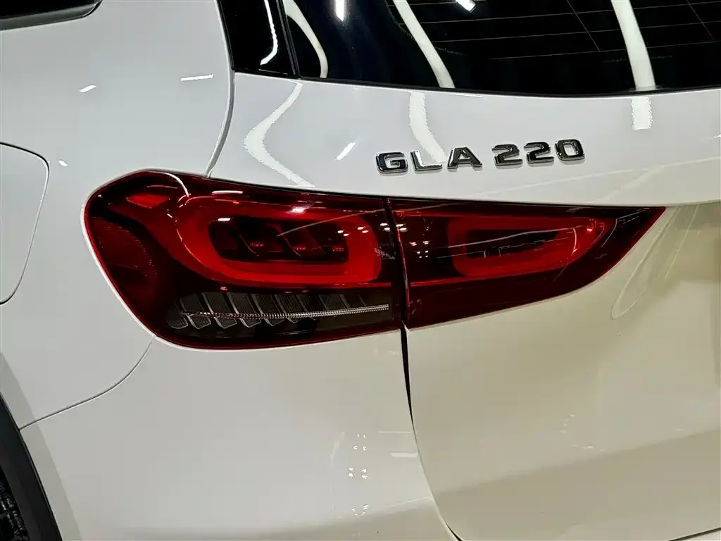 Mercedes-Benz GLA 2023 из CN, фото 10