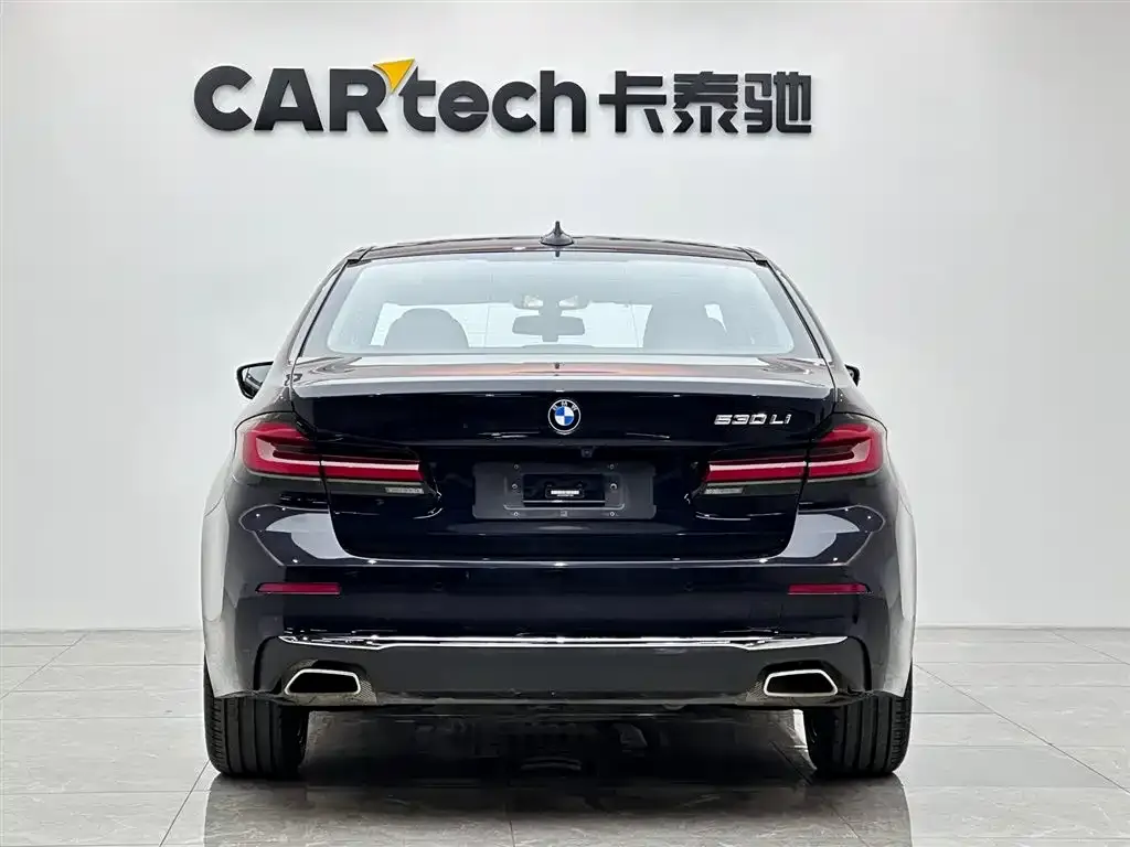 BMW 5 Series — фото 2
