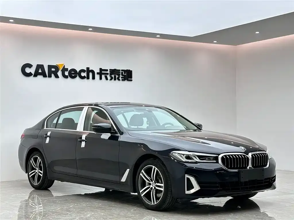 BMW 5 Series — фото 9
