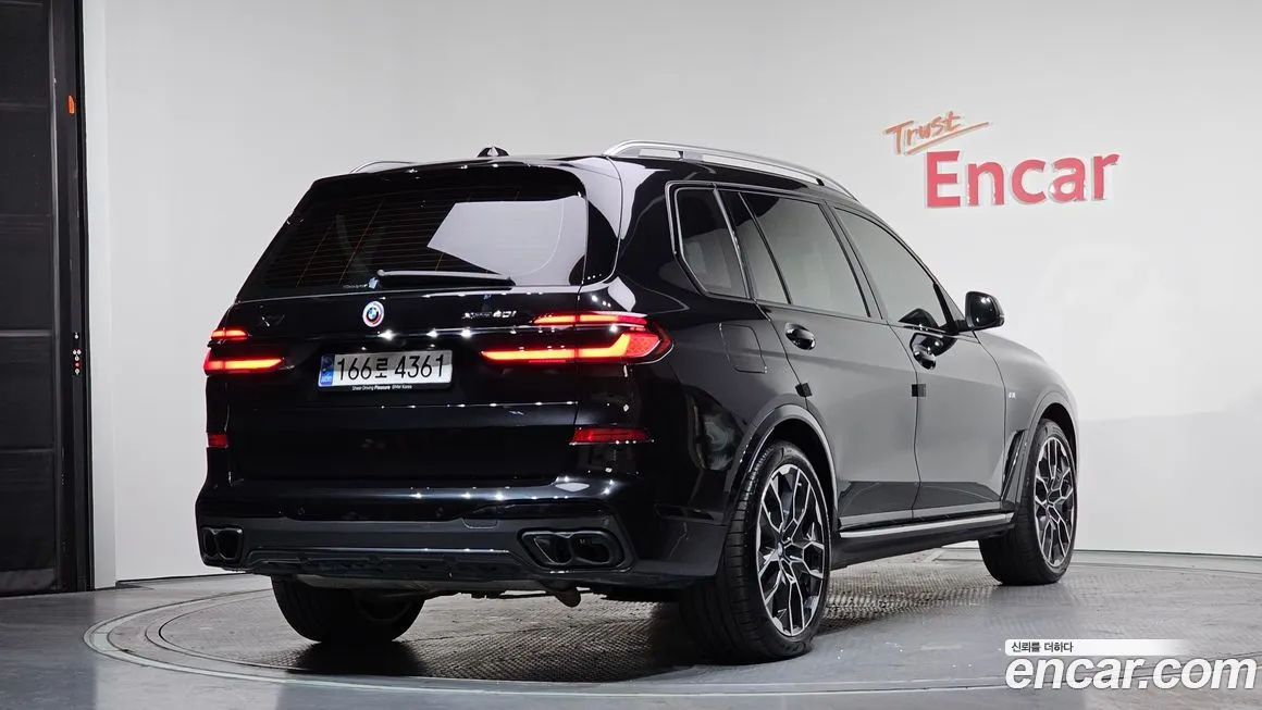 BMW X7 2025 из KR, фото 2