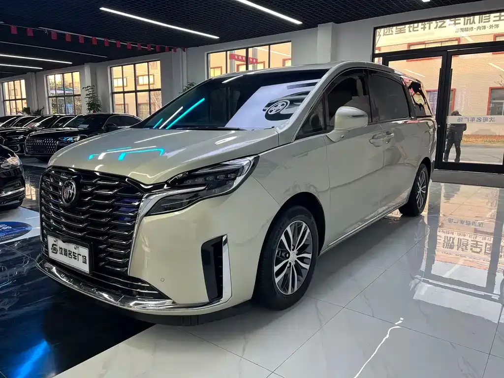 Buick GL8 2022 из CN, фото 1