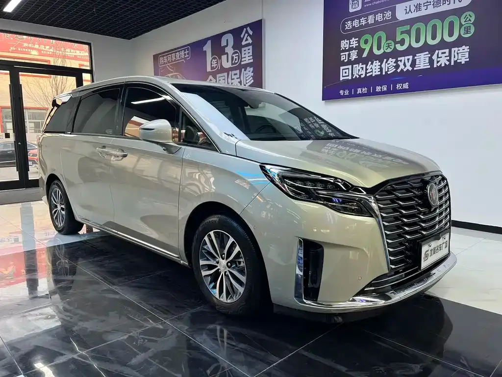 Buick GL8 2022 из CN, фото 9