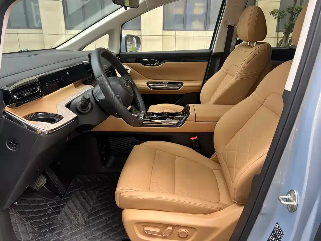 GAC Motor E8 Hybrid 2024 из CN, фото 8