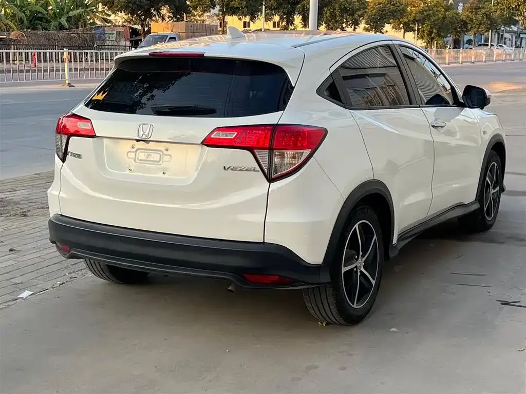 Honda Vezel 2022 из CN, фото 9