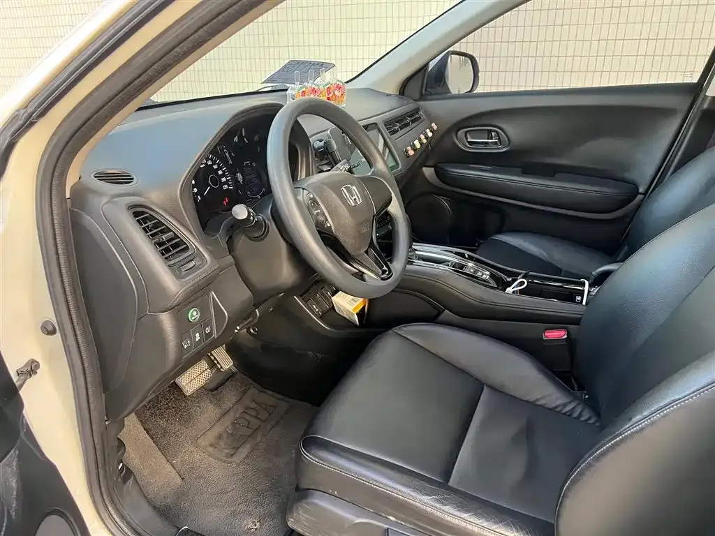 Honda Vezel 2022 из CN, фото 10