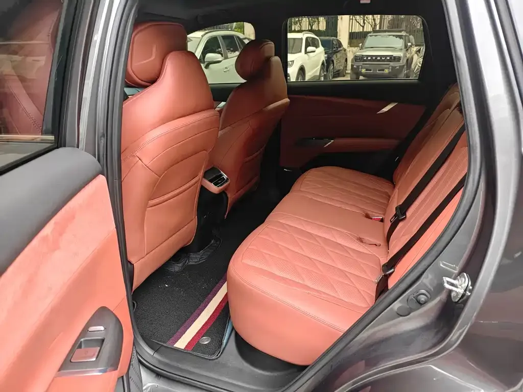Changan CS75PLUS 2024 из CN, фото 2
