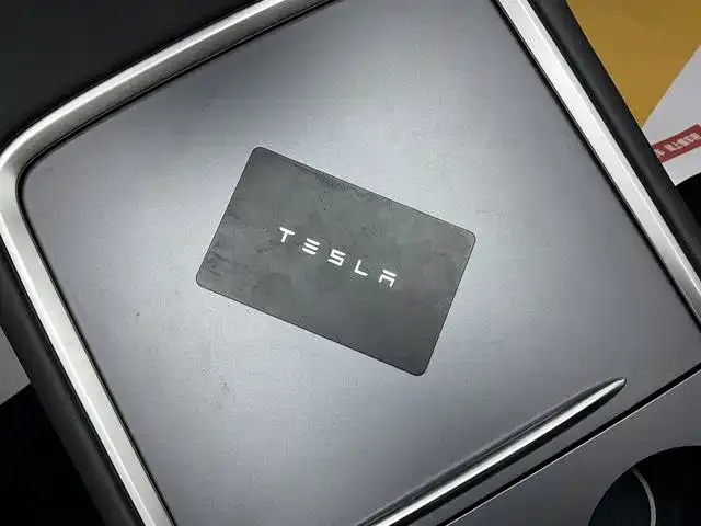 Tesla Model 3 2023 из CN, фото 10