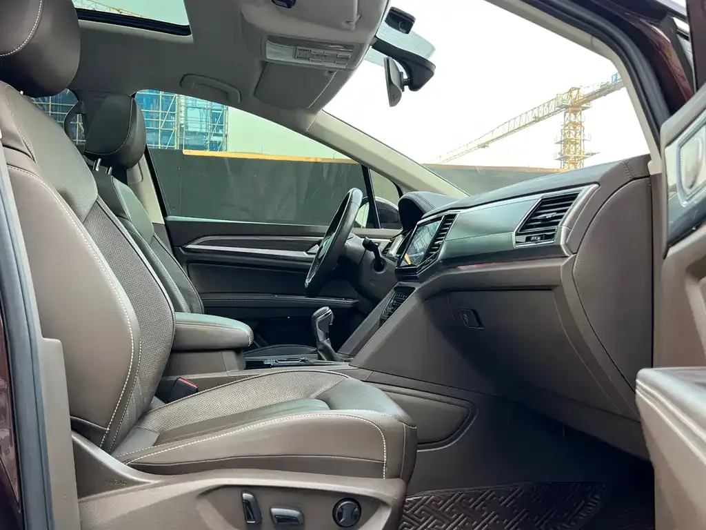 Volkswagen Viloran 2021 из CN, фото 5
