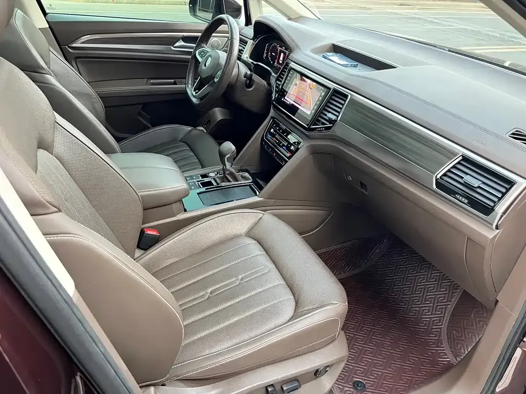 Volkswagen Viloran 2021 из CN, фото 8