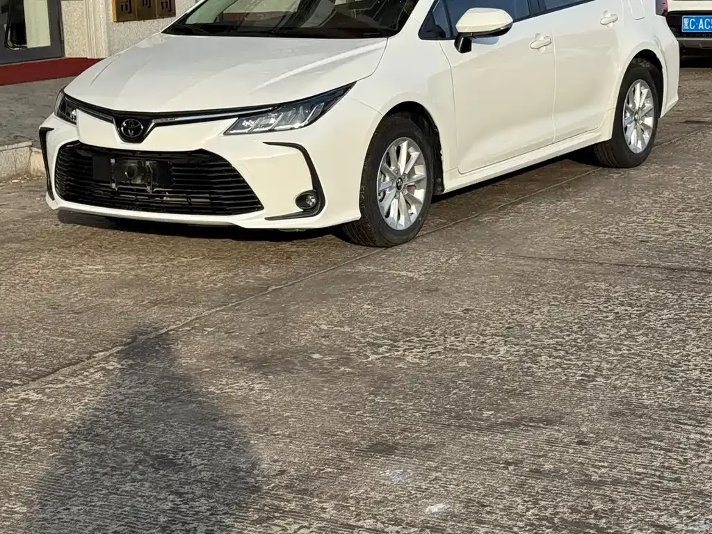 Toyota Corolla 2022 из CN, фото 10