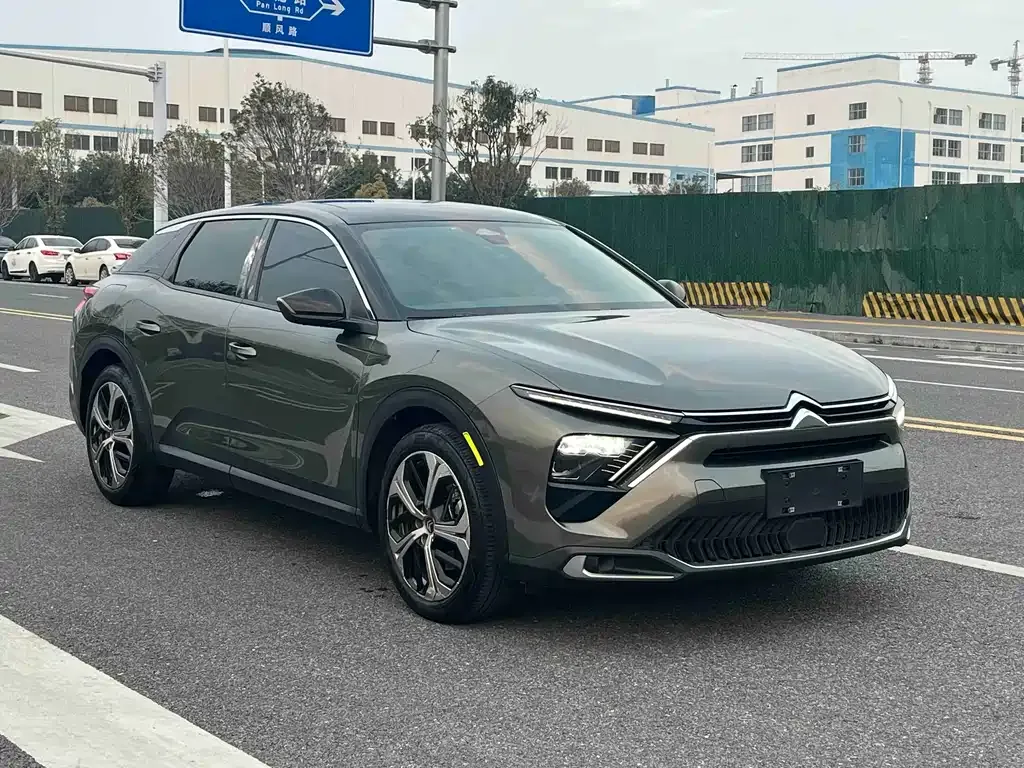 Citroen C5 X 2022 из CN, фото 4