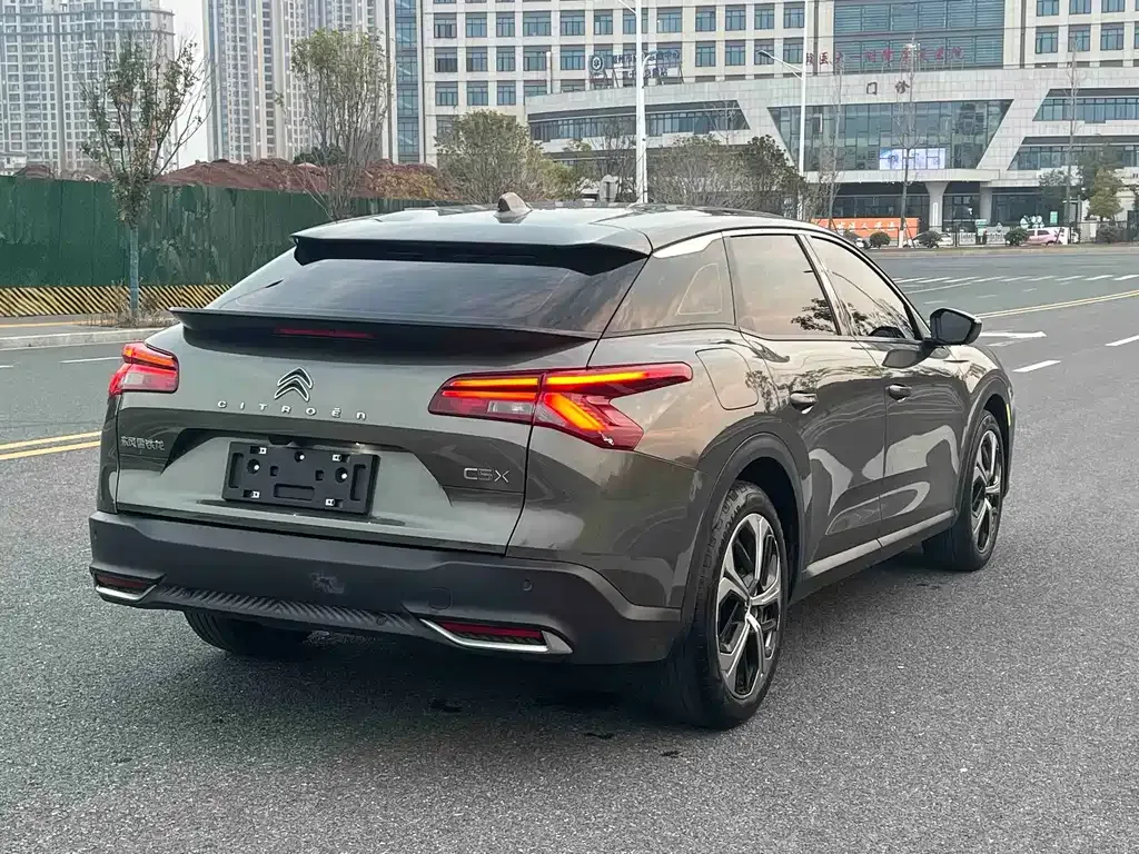 Citroen C5 X 2022 из CN, фото 6