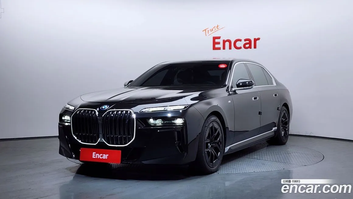 BMW i7 2023 из KR, фото 1