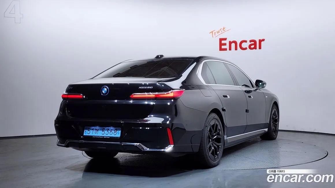 BMW i7 2023 из KR, фото 2