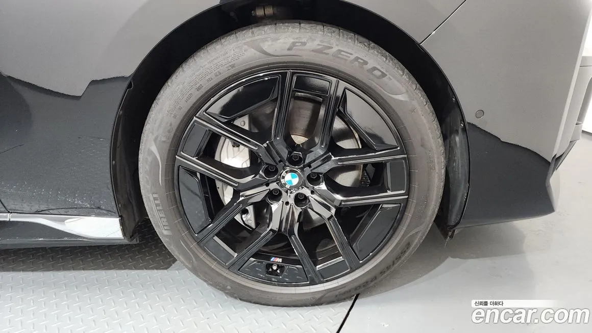 BMW i7 2023 из KR, фото 6