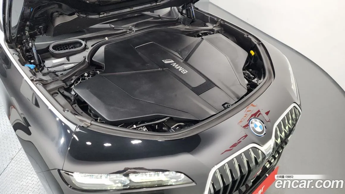 BMW i7 2023 из KR, фото 8