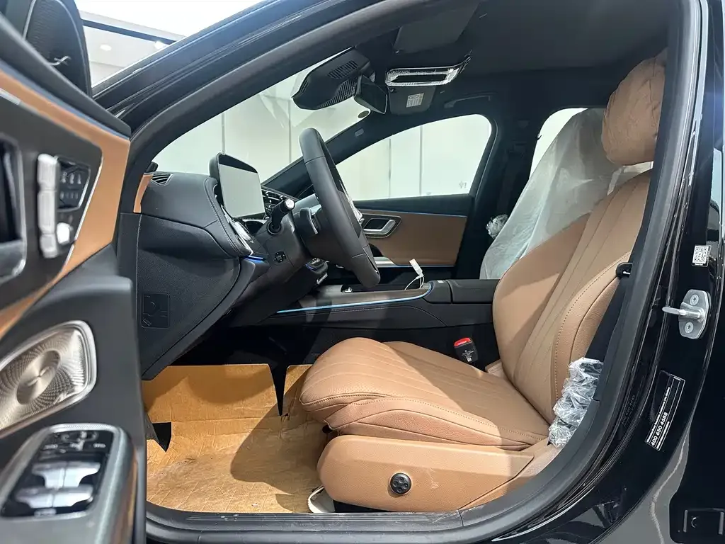 Mercedes-Benz E-Class 2025 из CN, фото 3