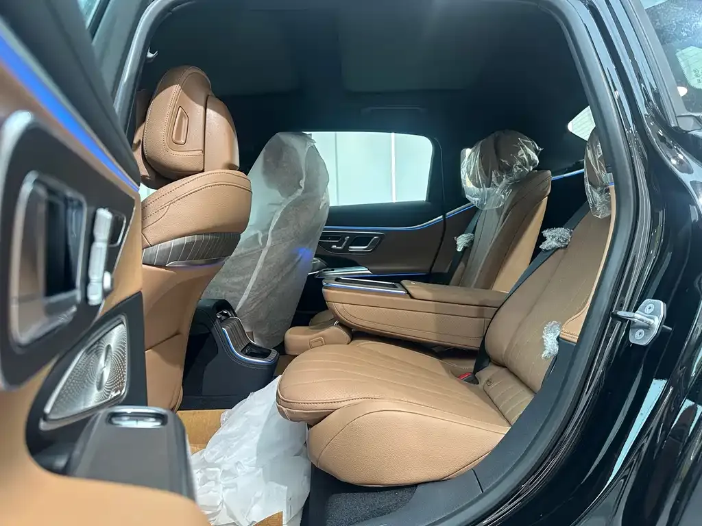 Mercedes-Benz E-Class 2025 из CN, фото 7