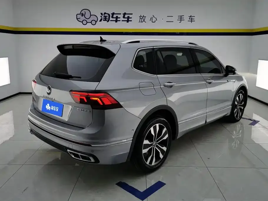 Volkswagen Tiguan L — фото 4