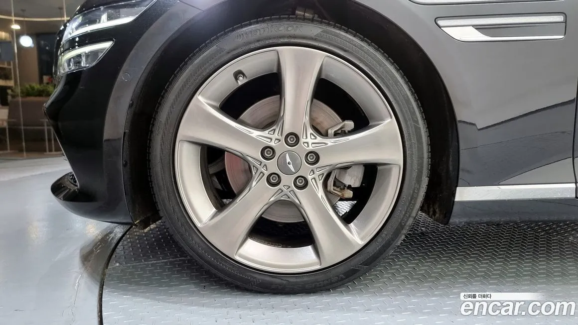 Genesis G80 — фото 10