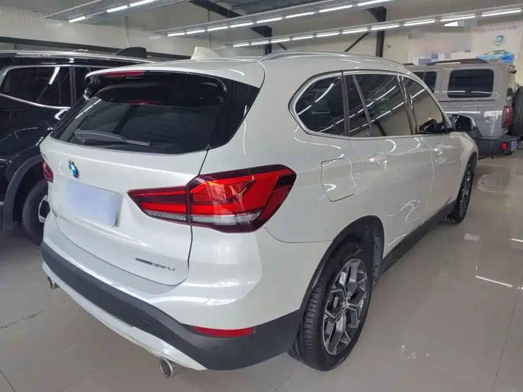 BMW X1 2021 из CN, фото 8