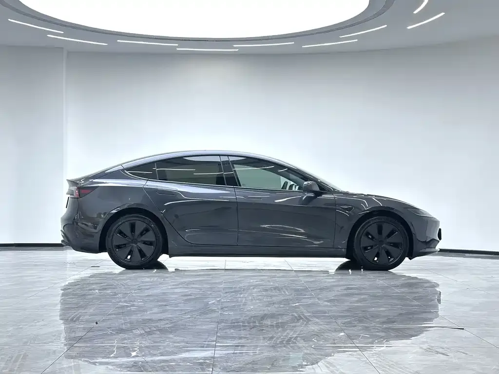 Tesla Model 3 2024 из CN, фото 6